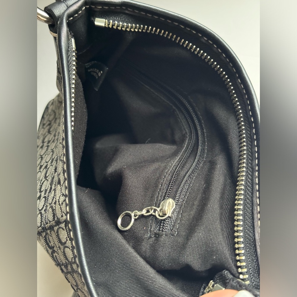 Coach Soho Signature Mini C Jacquard/Leather Crossbody Swingpack Bag Black Y2K - Picture 12 of 12